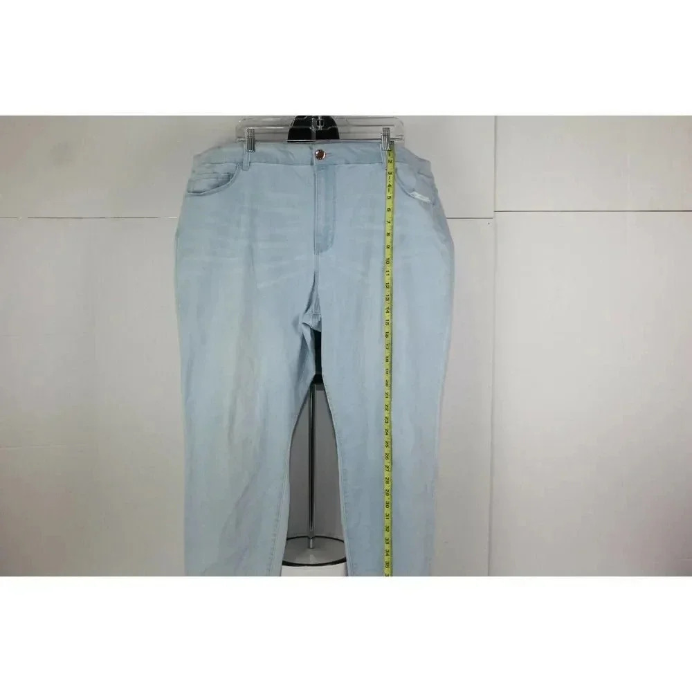 ladies FOREVER 21 jeans size 26
